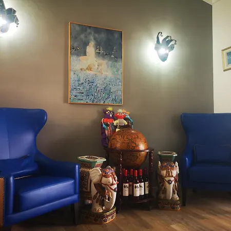 Yumbo Room-2