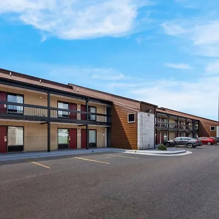 Econo Lodge-2
