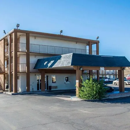 Rodeway Inn-3