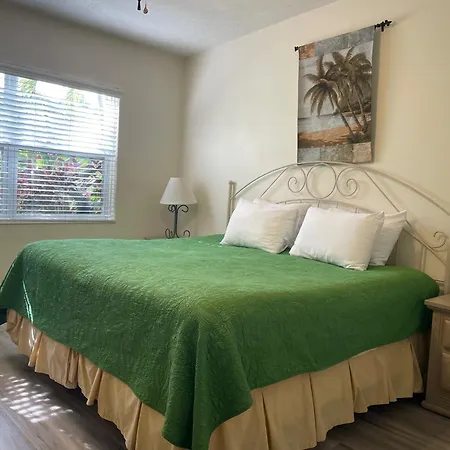 Venice Beach Villas-3