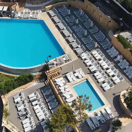 The Ray Hotel And Studios-2