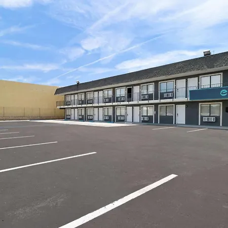 Clarion Pointe Ridgecrest Near China Lake Naval Station-2