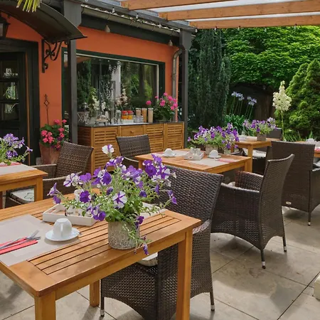 Anno 1900 Hotel Babelsberg-2