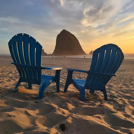Hallmark Resort In Cannon Beach-2