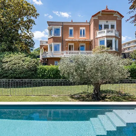 Villa Elisa M-2