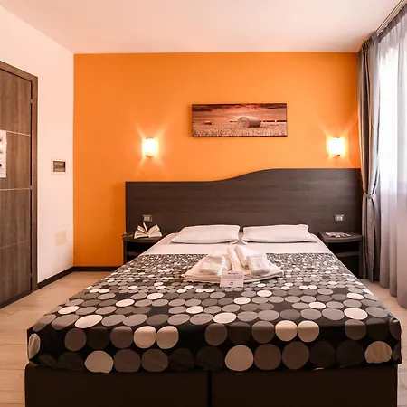 Hotel Rainbow Resort-3