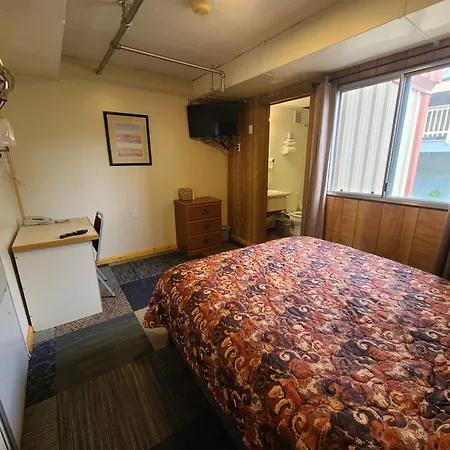 Keystone Hotel-2