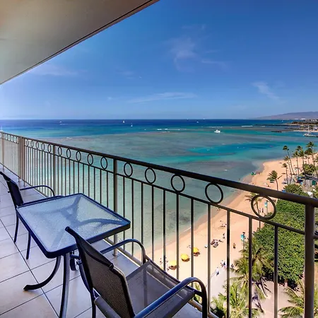 Castle Waikiki Shore-3