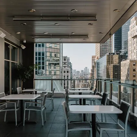 Club Quarters Hotel Grand Central, New York-3