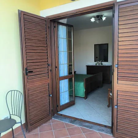 Aria Di Mare B&B Family-3