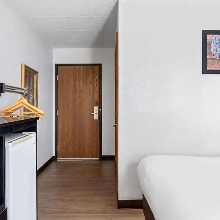 Econo Lodge Billings-3