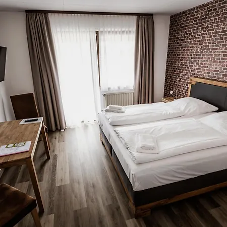 Hotel-Restaurant Zum Schwalbennest-3