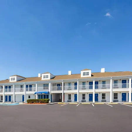 Baymont By Wyndham Brunswick Ga-3