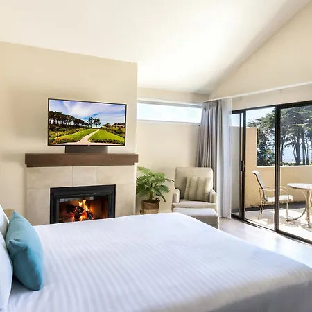 Seascape Beach Resort-3