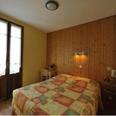 Hôtel de la Grotte-2