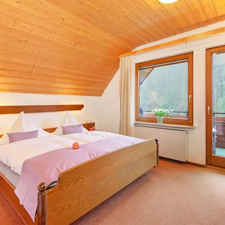 Decker's Bio Hotel zum Lamm-2