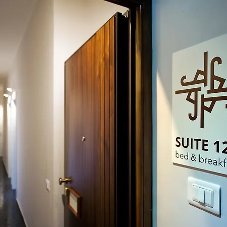 B&B Suite 123-2