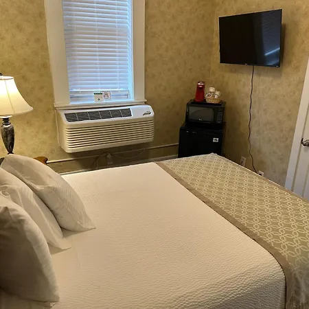 Island House Historic Vacation Rentals-2
