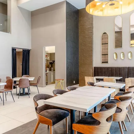 Tryp By Wyndham Savannah-2