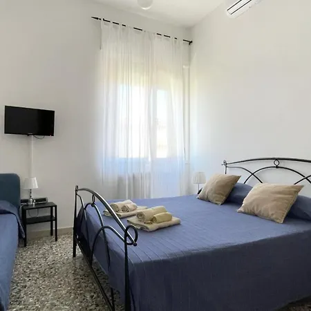 Accogliente Casa Livorno-3