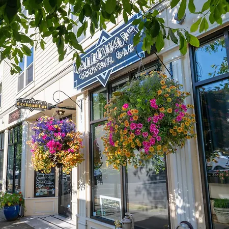 Fairhaven Village Inn-2