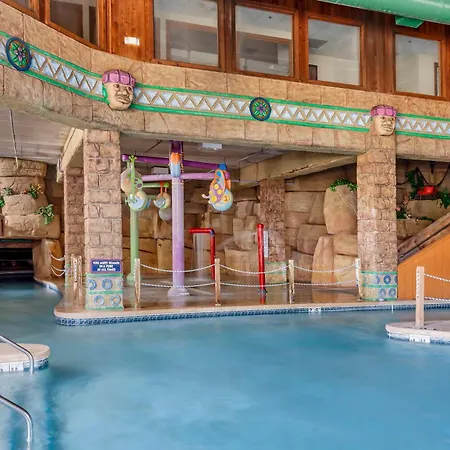 Polynesian Hotel & Suites-3