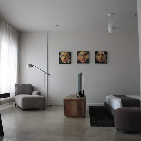 Loft 523-2