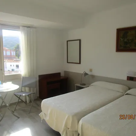 Hotel Apartaments Gesoria Porta Ferrada-3