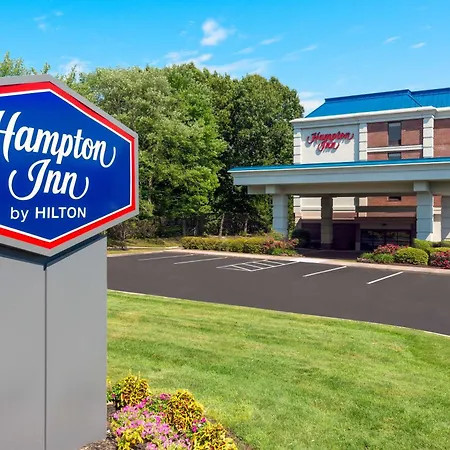 Hampton Inn Hartford Airport-2