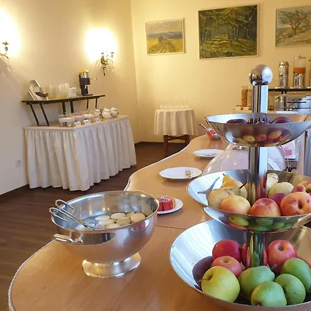 Hotel Hessischer Hof-3