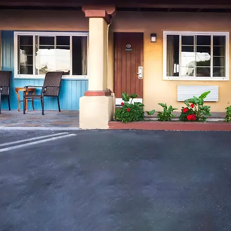 Hitching Post Studios Inn-2
