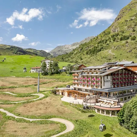 Hotel Almhof-3