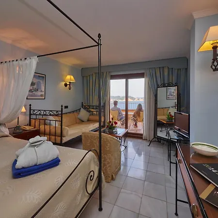 Hotel Petit Cala Fornells-2
