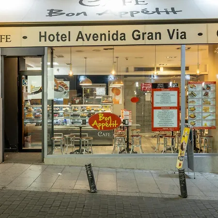Hotel Avenida Gran Via-3