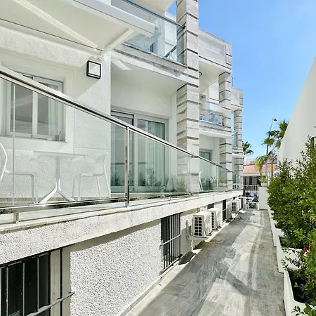 Hotel Apartamentos Marina Luz-3