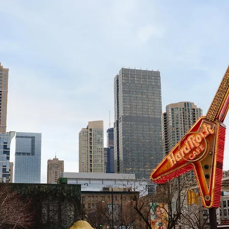 Found Chicago Powered By Sonder-3