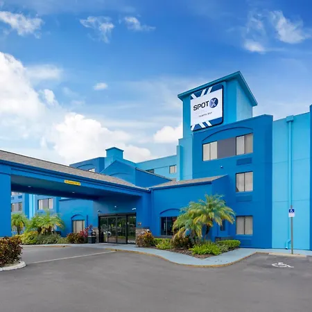 Spot X Hotel Tampa - Wesley Chapel By The Red Collection-2