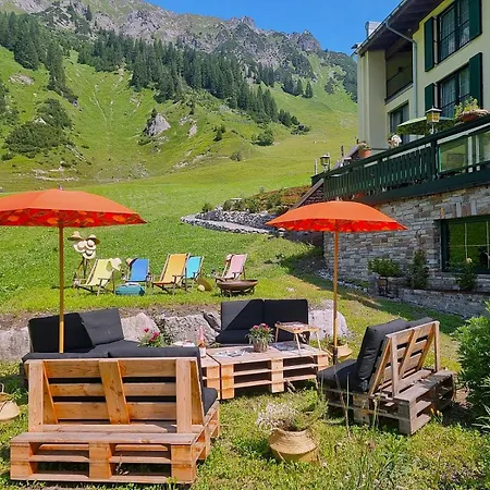 Hotel Arlberg Stuben-3