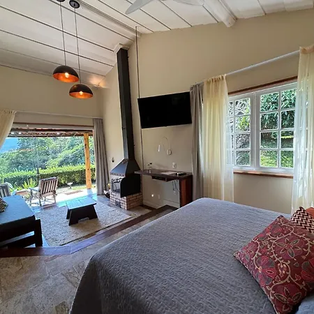 Auberge Suisse Pousada-3