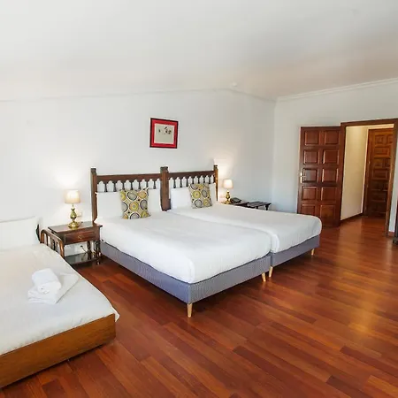 Hotel Conde Rodrigo 2-3
