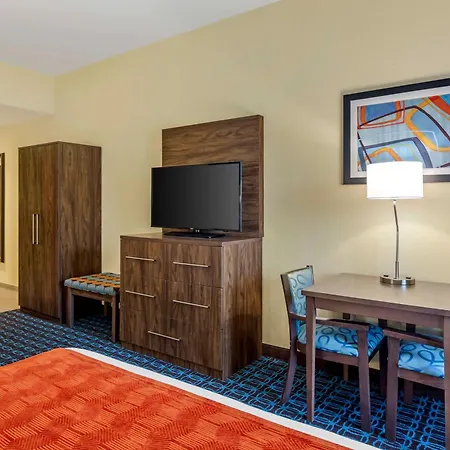 Best Western Plus North Shore Hotel-2