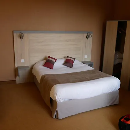 Logis Hôtel Le Lion d'Or-3