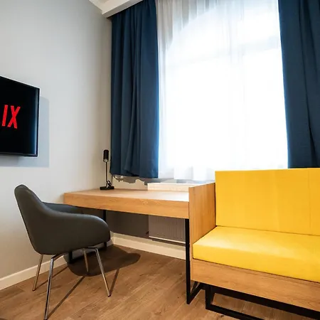 Emil Balaban Luxury Apart-Hotel-3