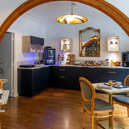 Logis REX HOTEL Lorient-3