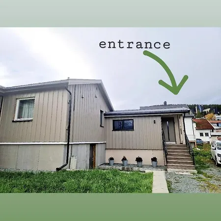 Northern Living 1 Room With Shared Bathroom-2