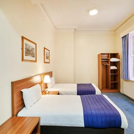 Discovery Inn - Leeds-2