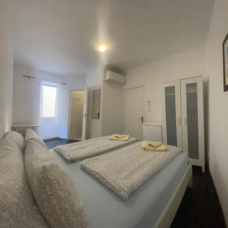 Boutique House Djak-2