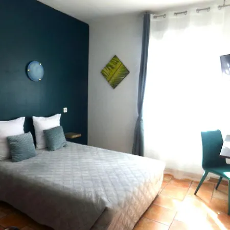 Hotel Du Lac-2