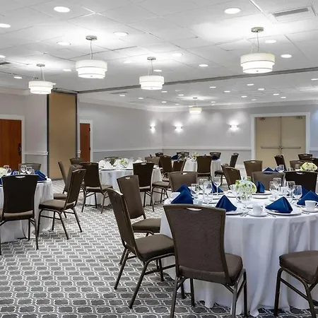 88 Palms Hotel & Event Center-2