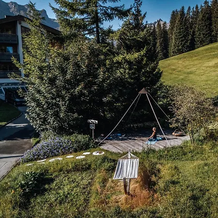 Hotel Goldener Berg-3